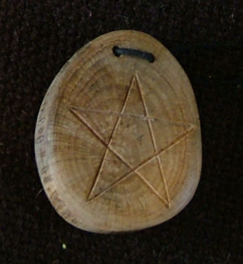 Oak pentagram pendant 